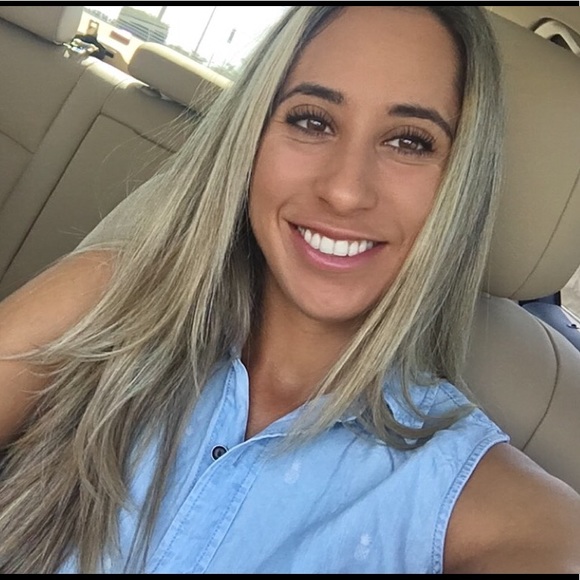 Meet the Posher Other - Meet your Posher, Nicole